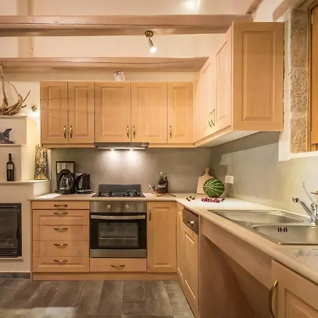 Luxury Leona 2 Bedrooms Agios Nikolaos * Zakynthos Town